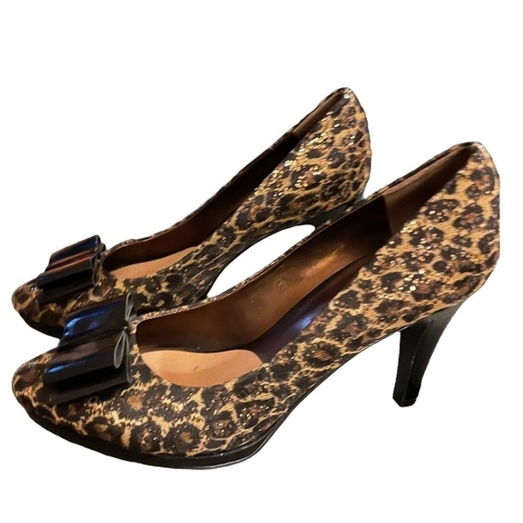 Anne Klein Faylinn Animal Print Gold Black Patent Bow Platform Heels Size 8.5 - Picture 2 of 9
